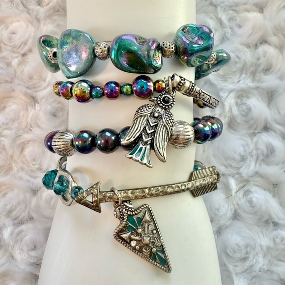 Elegant Multicolor Beaded Bracelet Set - Picture 2 of 5